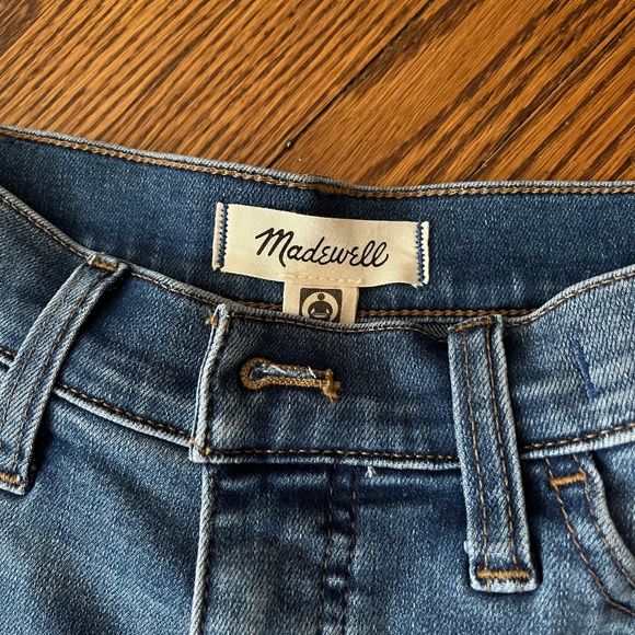 Madewell Roadtripper Skinny Jeans Size 28P - Picture 3 of 4
